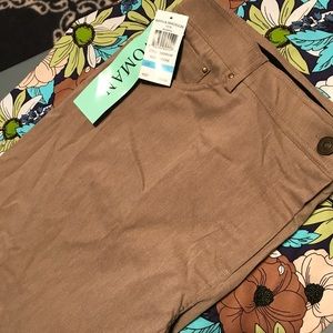 Never work with tags Capri slacks